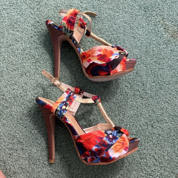 Apt 9 by Kohls Satin Colorful Stiletto Heels - Picture 4 of 9